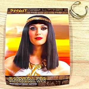 Cleopatra Wig and Bracelet